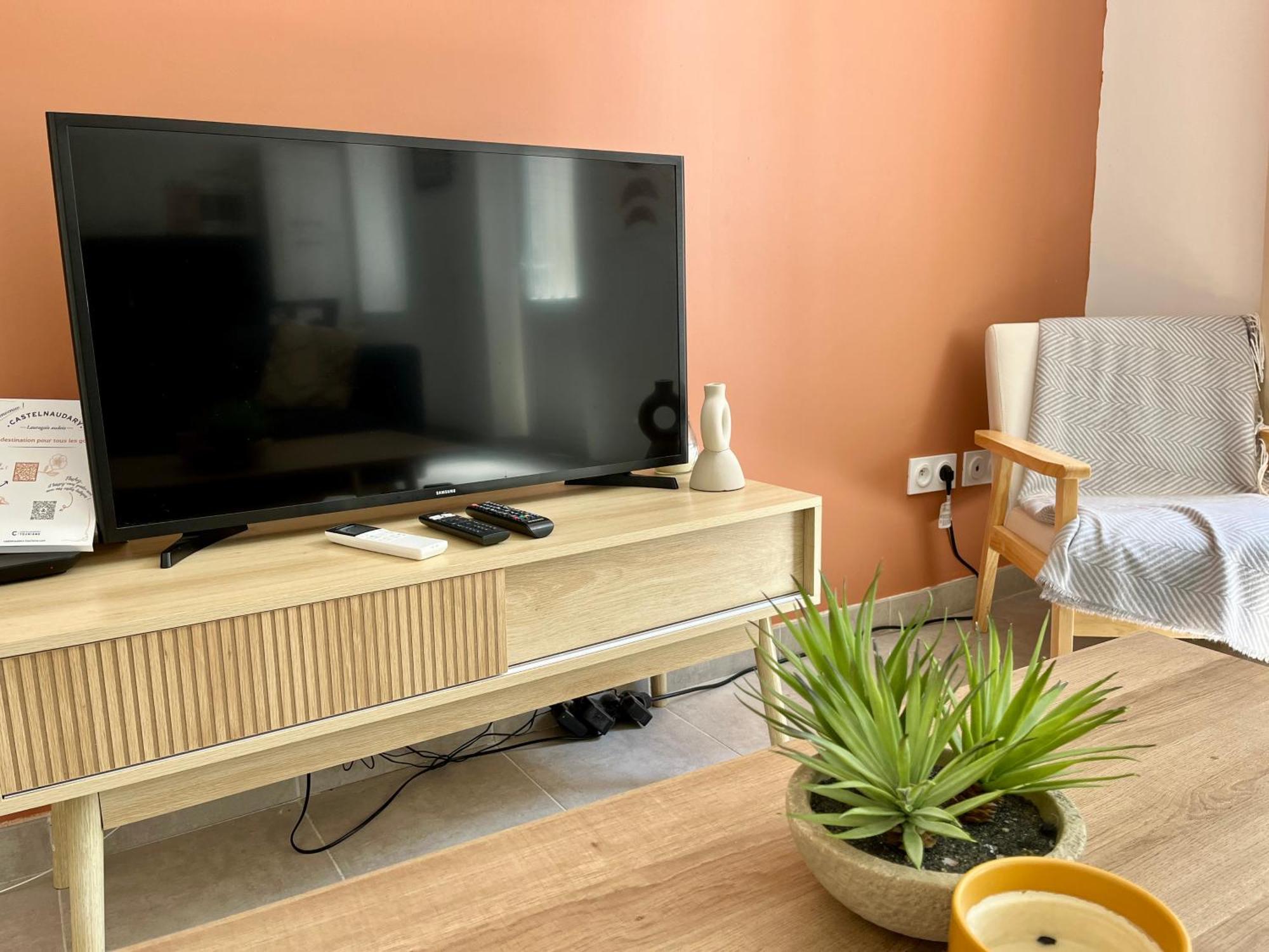 Le Riquet - Parking Et Jardin Prive, Clim, Rdc Apartment Castelnaudary